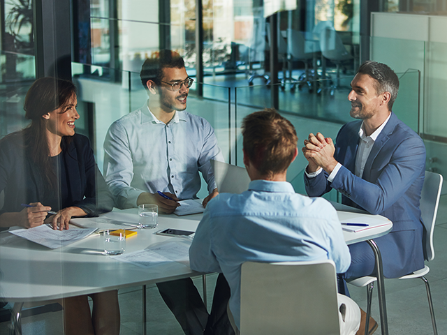 Zufriedene Handwerker nutzen das preisgekrönte Deutsche Bank Geschäftskonto für Handwerker. Ihr ideales Konto für Handwerk.
