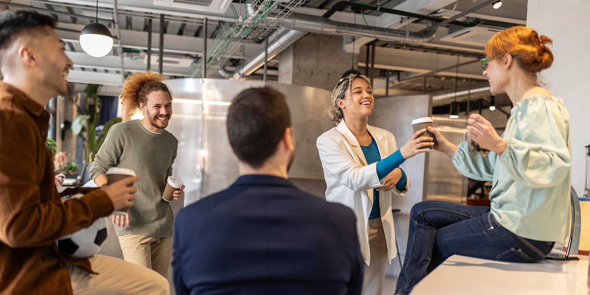 Mach mal Pause. Pausen können den Arbeitgeber viel kosten. Ohne Pausen wird’s aber schnell noch teurer.