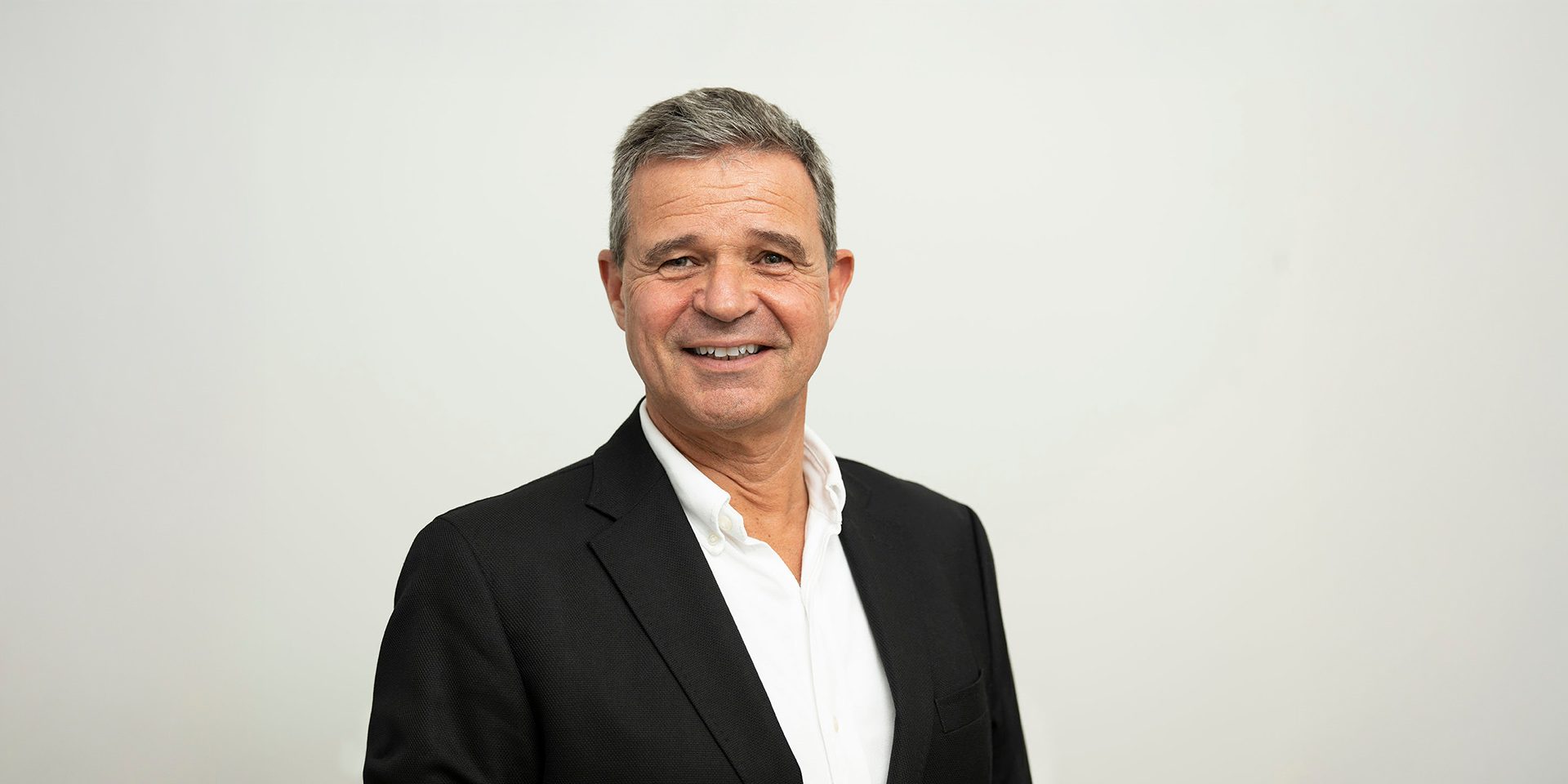 Dr. Hermann Rock ist Rechtsanwalt, Verhandlungsexperte, Dozent, Key Note Speaker und Autor verschiedener Sachbücher.