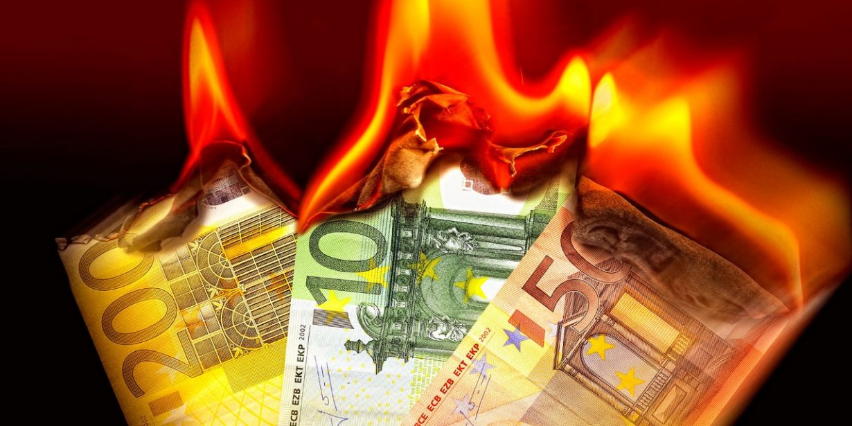 Brennende Euro-Noten