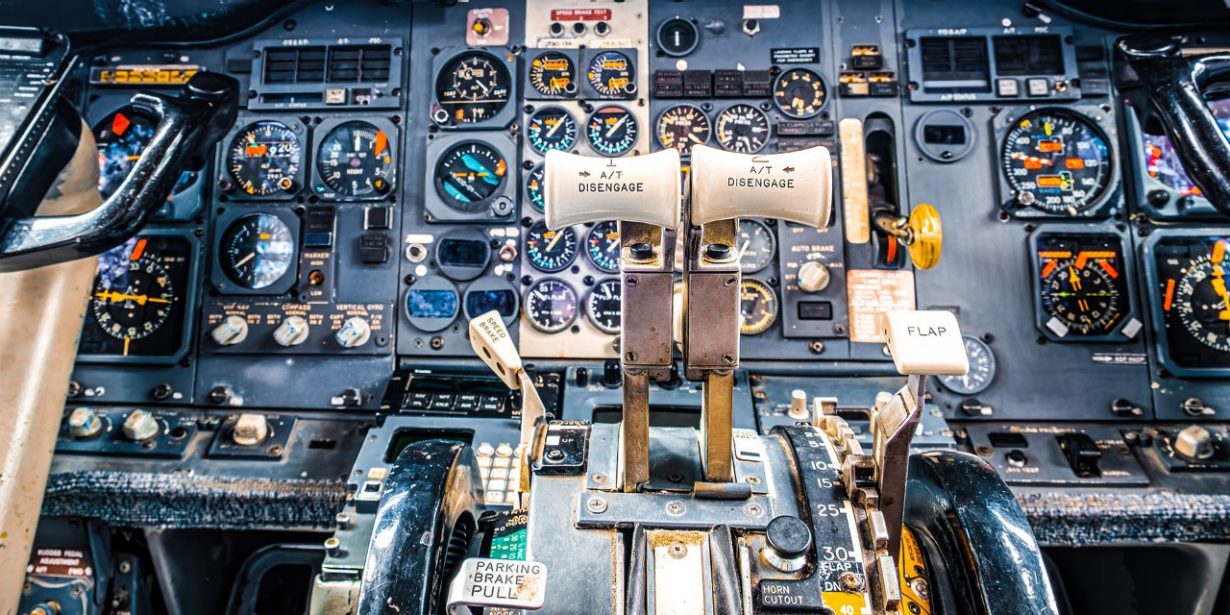 Steuerung per Autopilot funktioniert nicht bei Turbulenzen. Treasury-Management-Systeme versprechen jederzeit besten Überblick im Cockpit – aber welche Maschine die richtige ist, muss vorher sorgfältig geprüft werden. 