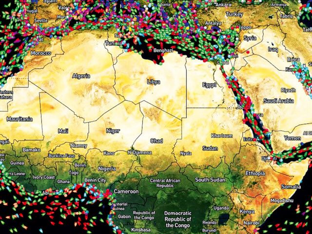 Unzählige Schiffe fahren im Mittelmeer und um die afrikanische Küste herum. Doch nur wenige Frachter bringen Güter von Afrika nach Europa.