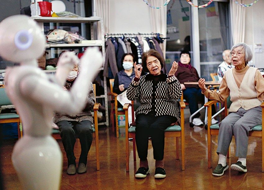 Unterhaltung und Pflege: In Japan übernehmen Roboter in einer alternden Gesellschaft Aufgaben, für die Menschen fehlen.