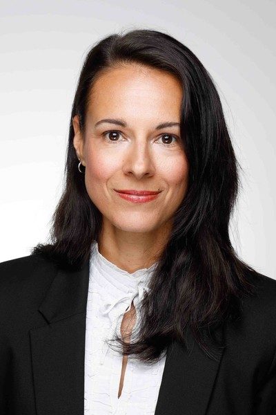 Naya Rea Ann Amendt, Personal Banking