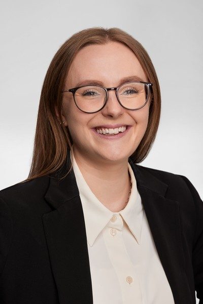 Viktoria Weber, Personal Banking