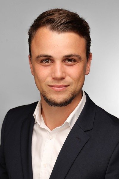 Joshua Riede, Wealth Management