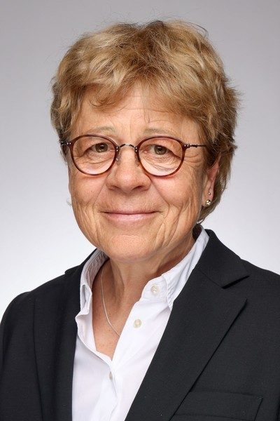Angela Ernst