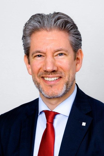 Lars Müller, Wealth Management