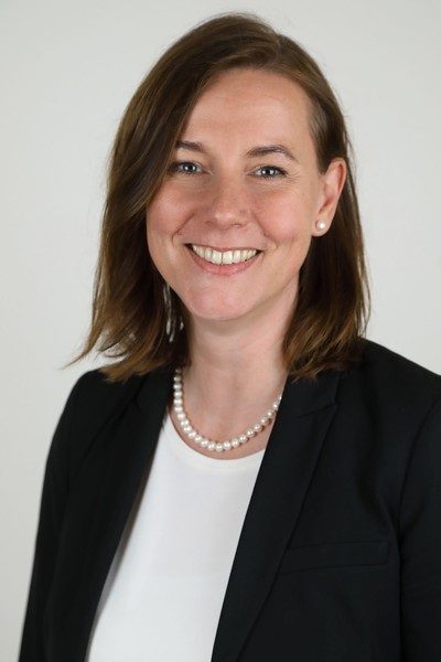 Regine Saider, Wealth Management