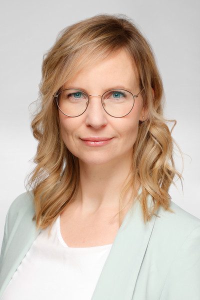 Janine Erschfeld. Wealth Management