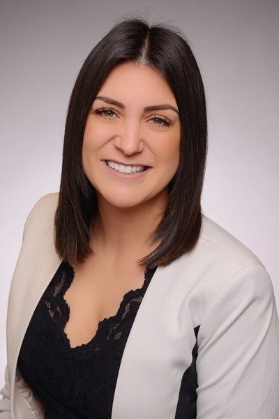 Stefanie Barcellona, Personal Banking