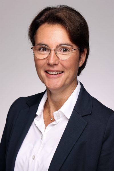 Nina Raschen, Personal Banking