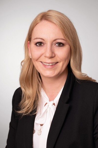 Verena Grau, Personal Banking