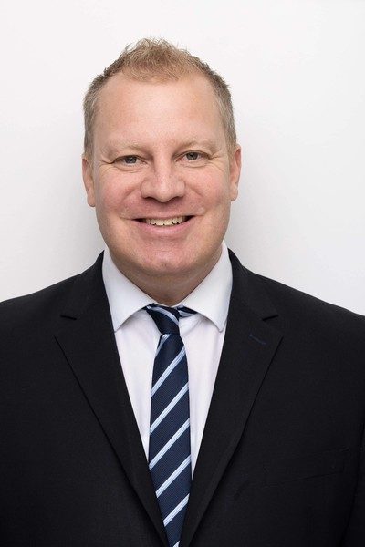 Eric Hasselhoff, Wealth Management