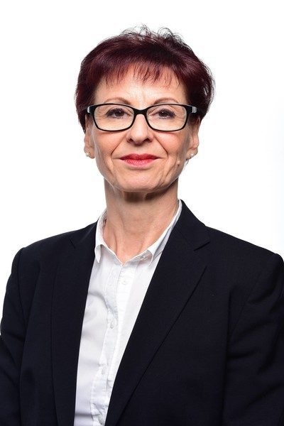 Cornelia Schmucker