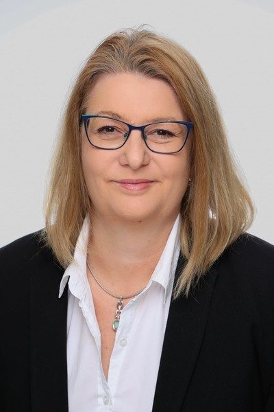 Karin Mayer