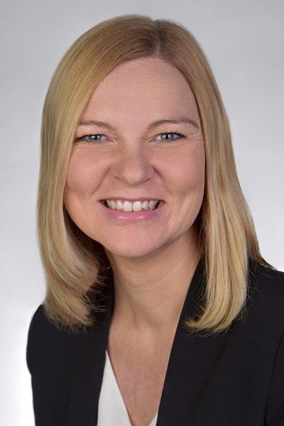 Simone Neuweiler, Wealth Management