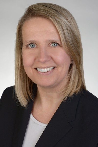 Claudia Petzold, Personal Banking