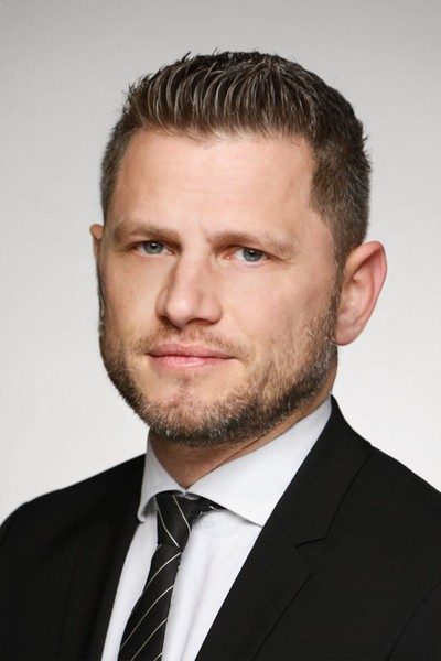 Ersan Eksi, Personal Banking