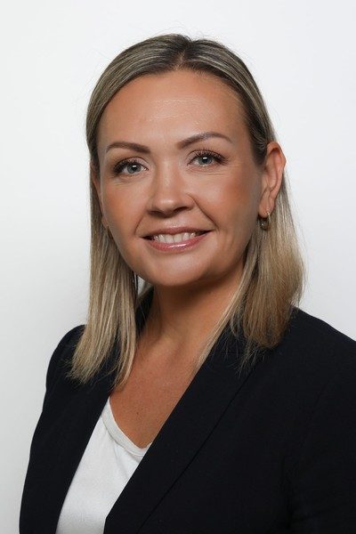 Viktoria Knabben, Personal Banking