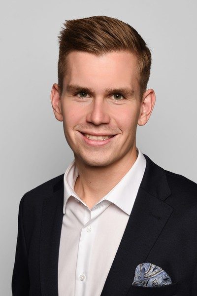 Lennard Merz, Personal Banking