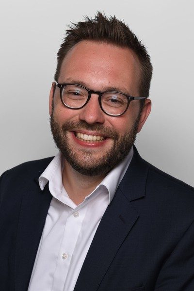 Arnold Hacke, Wealth Management