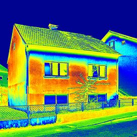 Haus durch Wärmebildkamera